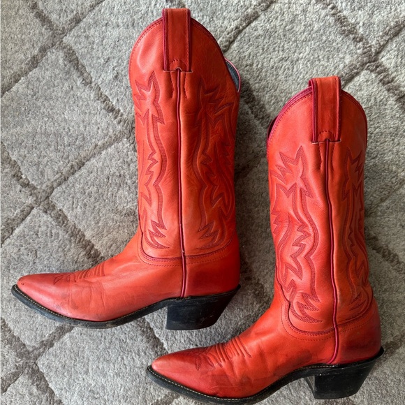 Justin Boots Shoes - Red Justin Boots 6 1/2 Short Heel